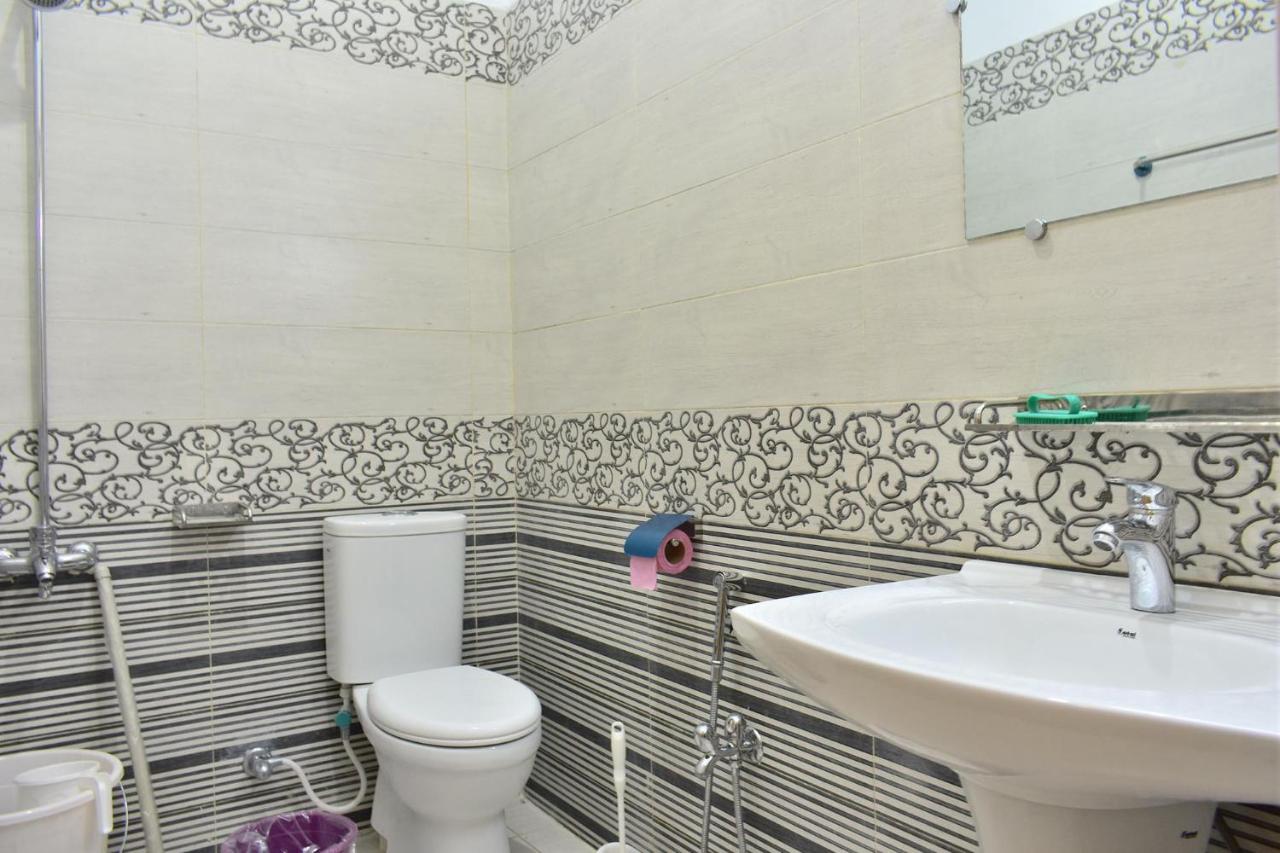 Swat Guest House Mingora Exterior photo